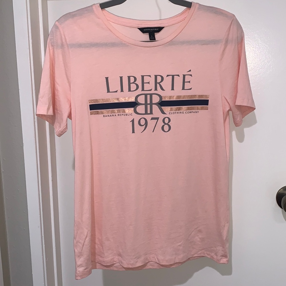 Banana Republic Liberte 1978 Iconic Pink T-Shirt Tee Small
